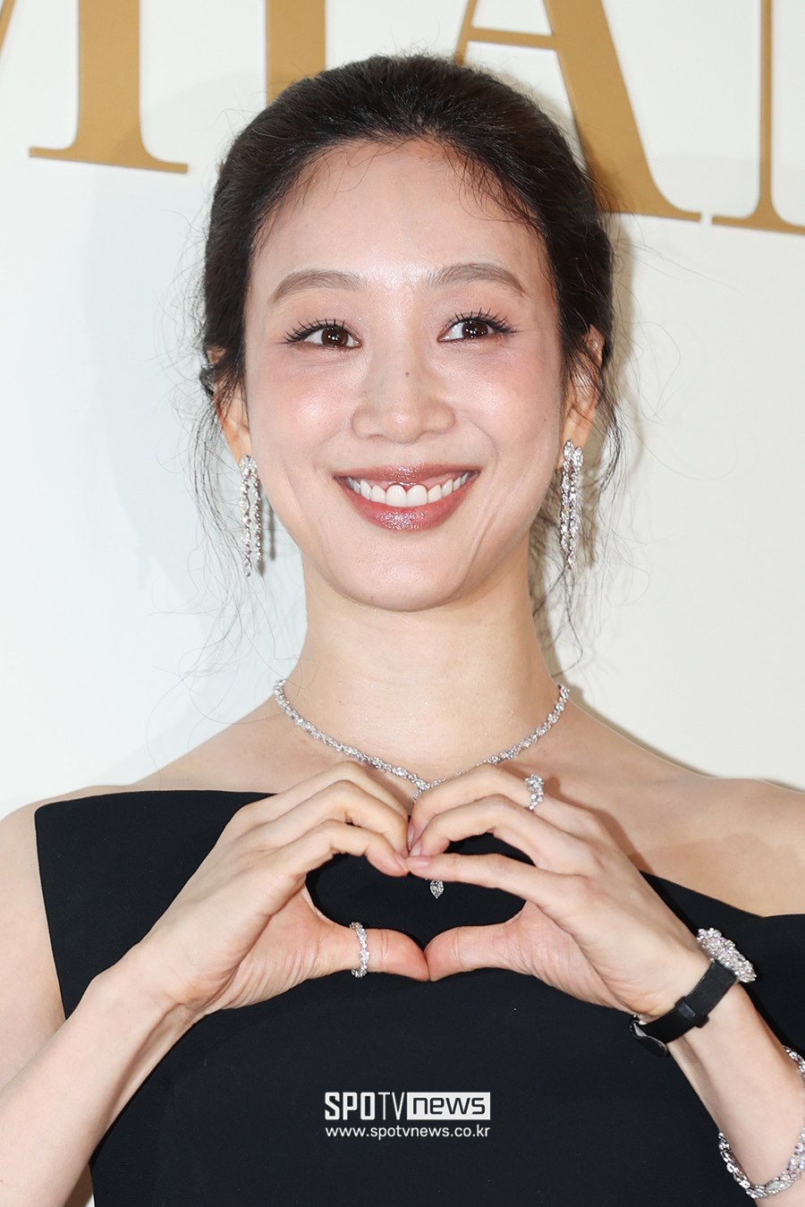 [포토S] 정려원, '사랑을 드려요'