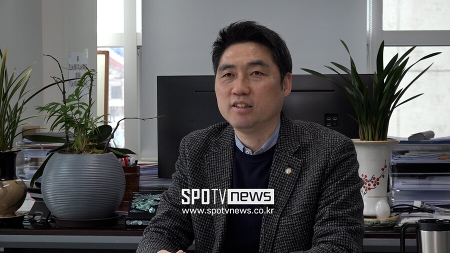 [단독 인터뷰②] "안세영은 사상 최고" 70연승·올림픽 金 전설의 고백…"완전히 다른 레벨" 복식 황제도 혀 내둘렀다