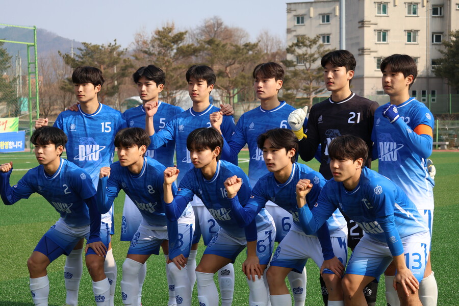 ▲  1-2학년 대학축구연맹전 4강에 진출한 단국대. ⓒ한국대학축구연맹