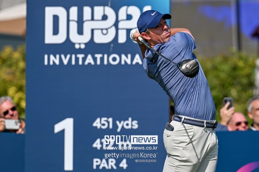 매킬로이, 시즌 첫 대회 DP 월드투어 두바이 인터내셔널서 3위…우승은 엘비라