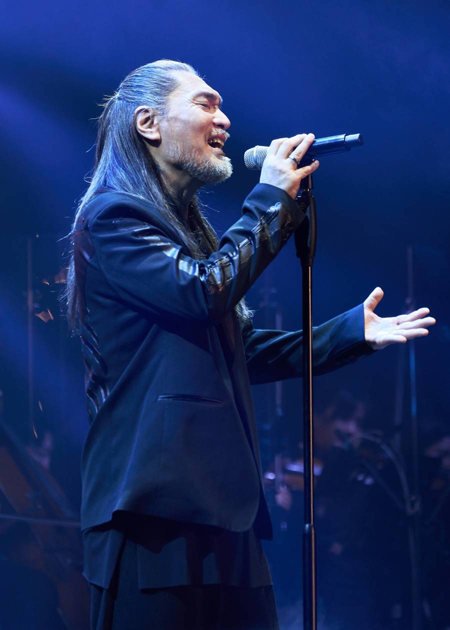 '은퇴 선언' 임재범, 40주년 공연서 문체부 공로패 받았다…"벅찬 감동 잊을 수 없어"