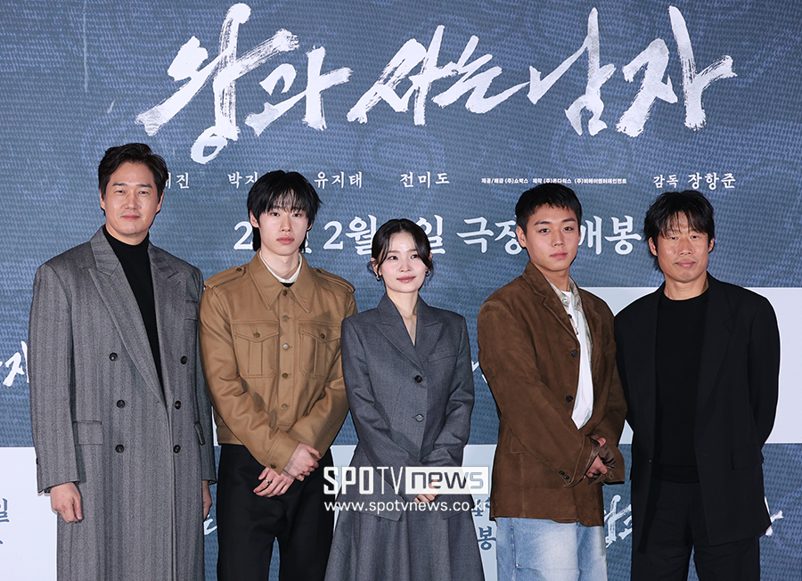 [포토S] 영화 '왕과 사는 남자'의 주역들
