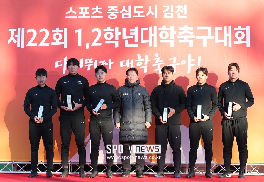 [포커스] 젊은 심판들이 쏘아 올린 작은 희망… 심판신뢰 회복향해 다시뛴다