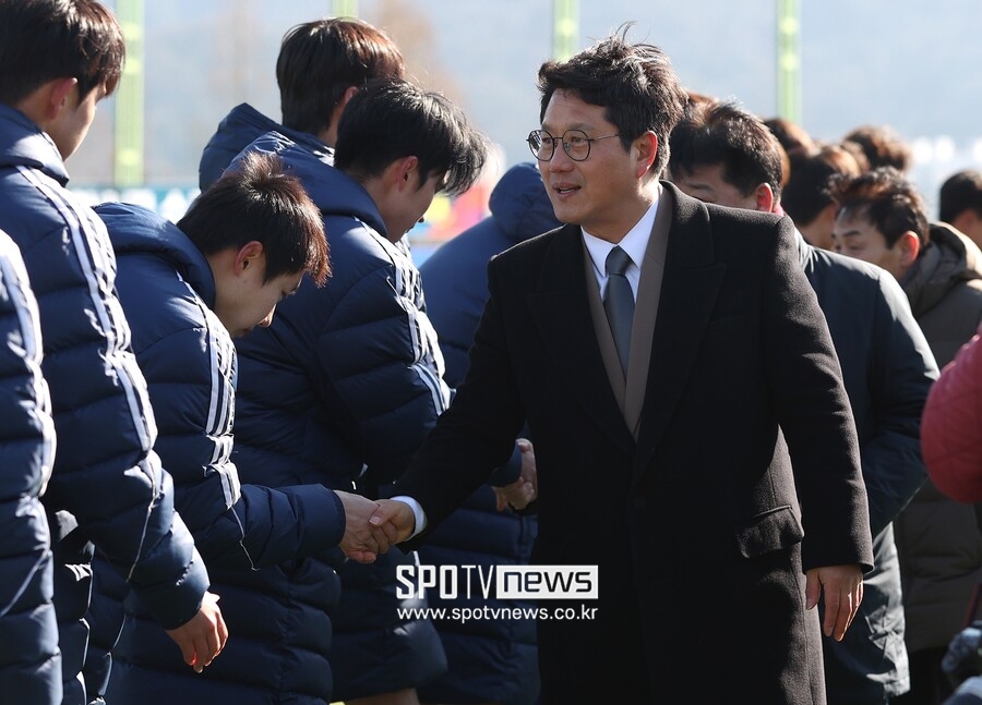 [포커스] 중계·기사·AI까지? 콘텐츠를 넘어 수익화! 대학축구의 도전