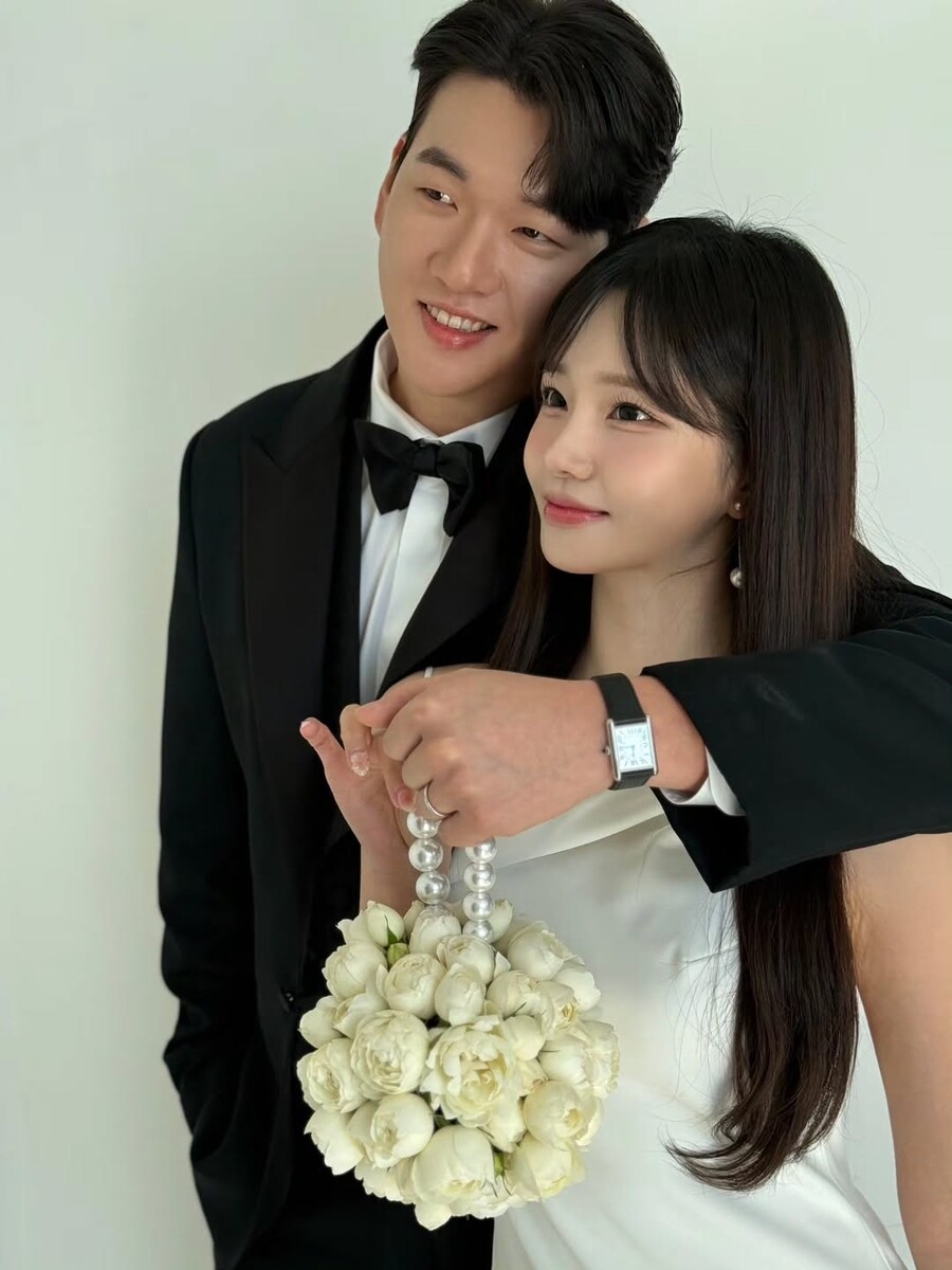 "나 시집간다" 박민정, 결혼 발표…예비신랑=핫소스 송형주