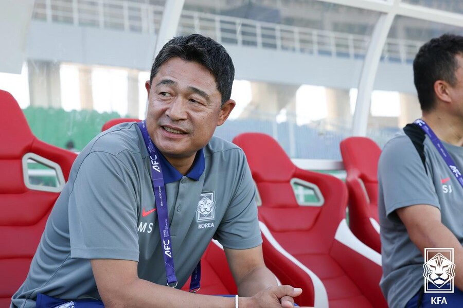 [SPO 현장] "정말, 너무 죄송합니다" 韓 축구 대국민 사과 나왔다...'아시안컵 졸전' 이민성 감독 "더 좋은 모습 보일 것" (일문일답)