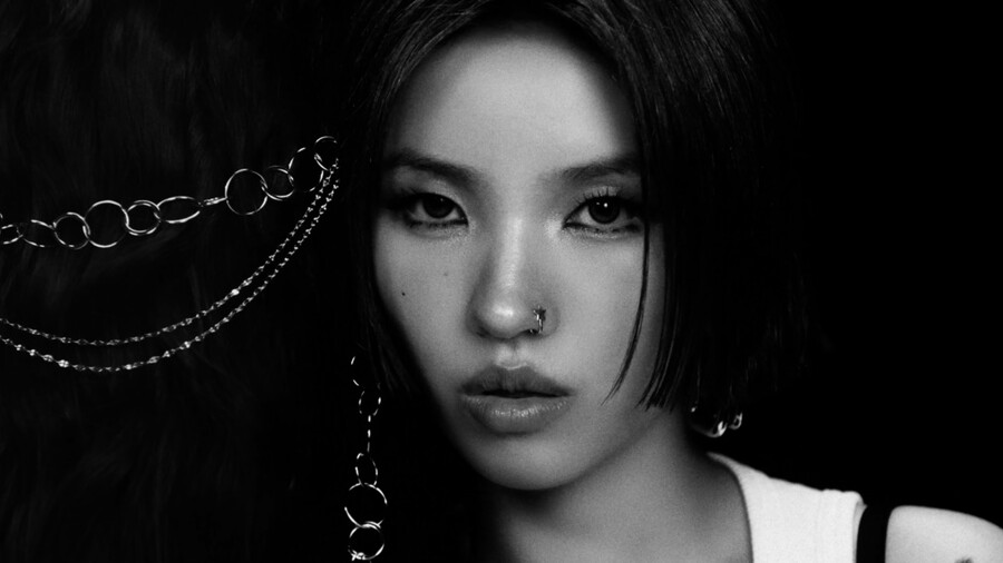 ▲ 아이들. 출처| 모노 뮤직비디오 캡처