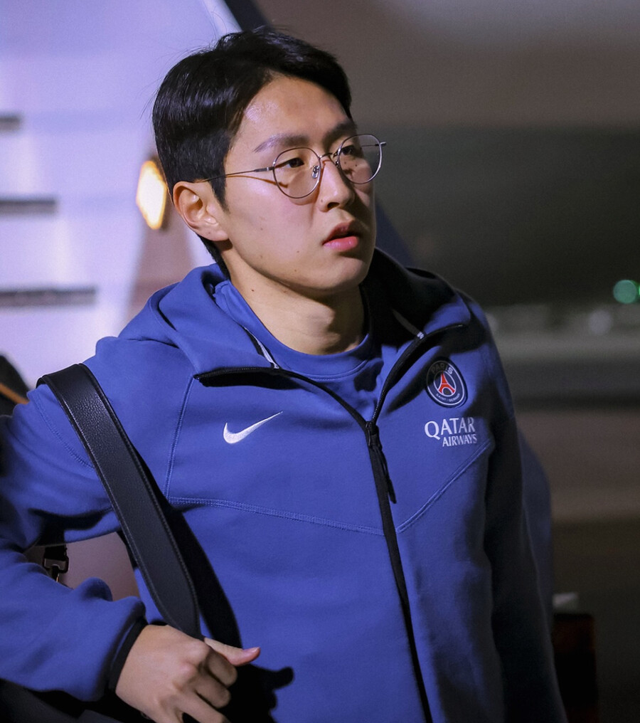 ▲ 손흥민이 떠난 뒤 공격진의 무게감이 떨어진 토트넘은 한국 시장에 대한 높은 이해도를 바탕으로 이강인을 적임자로 낙점했다. 하지만 PSG는 이강인이 팀의 핵심 자산임을 강조하며 임대 제안조차 단칼에 거절했다. ⓒ 파리 생제르맹
