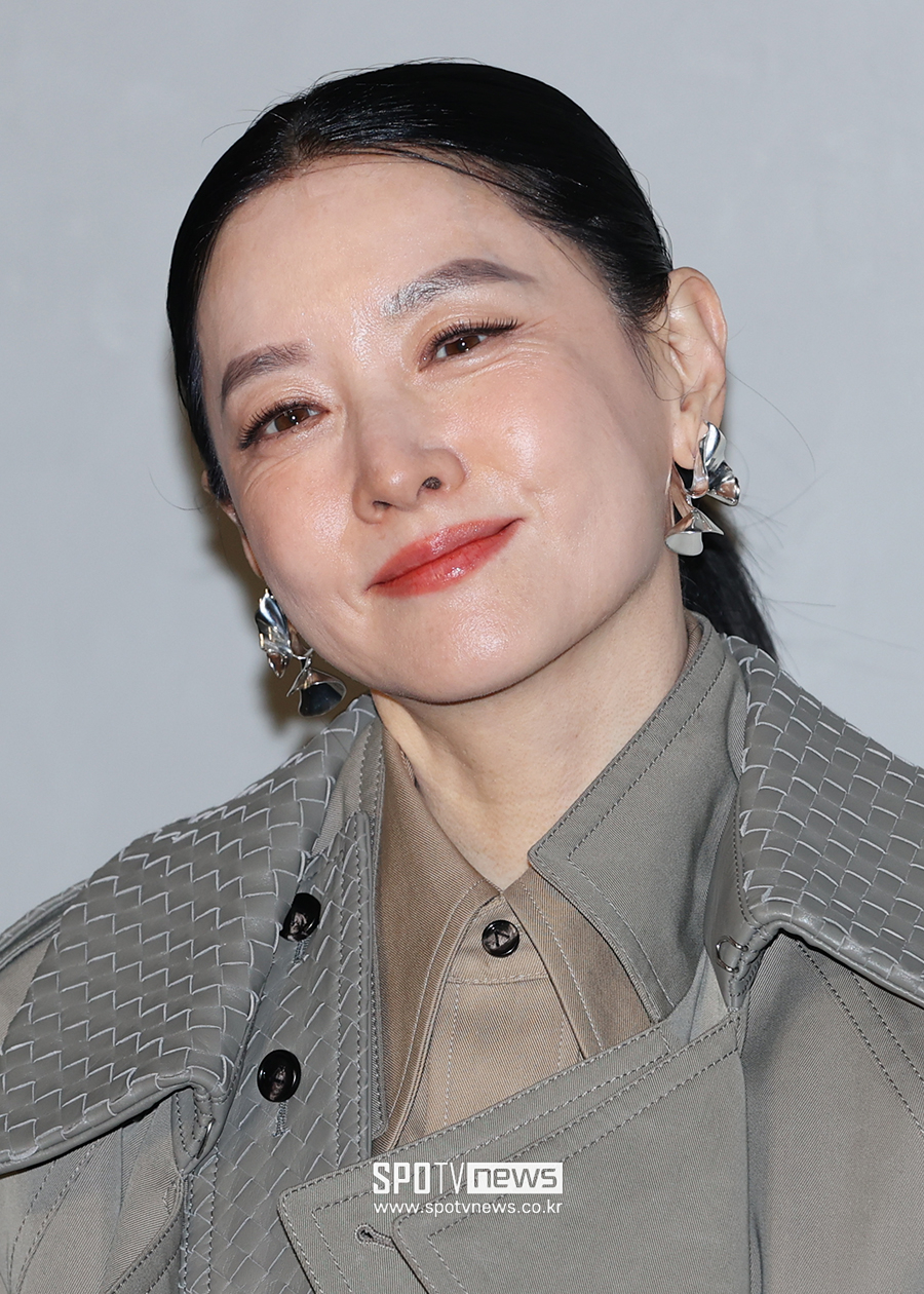 [포토S] 이영애, 무결점 피부