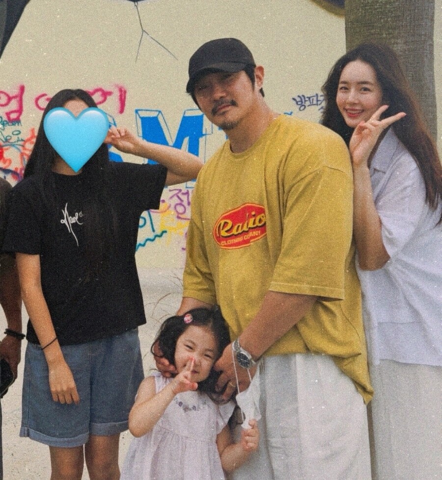 KCM, 13년 숨긴 아내+딸 공개 후 심경…"큰 용기 필요했다, 예쁘게 봐주길"