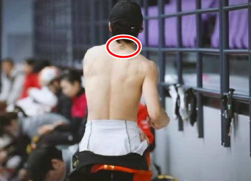 '한국 긴장해' 韓 국적 포기 린샤오쥔, 오륜기 문신 포착 → 中 "귀화를 택한 결의와 명예 회복에 대한 강한 의지" 해석