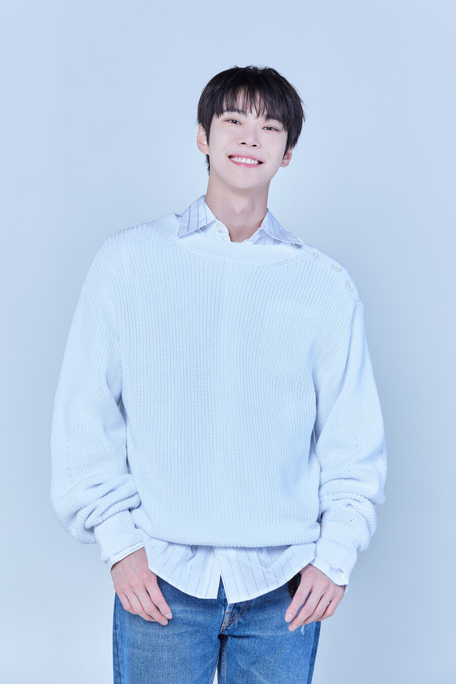 NCT 도영, 군복무 중에도 선행…자립준비청년 위해 1억 기부