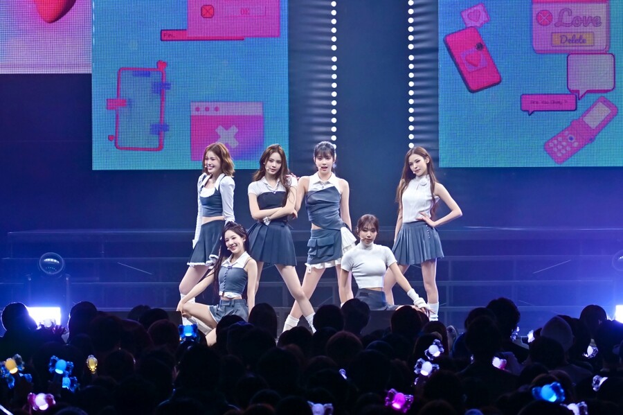 '낫 저스트 프리티'한 이즈나, 日 팬콘서트도 완벽…열도 팬심 홀렸다