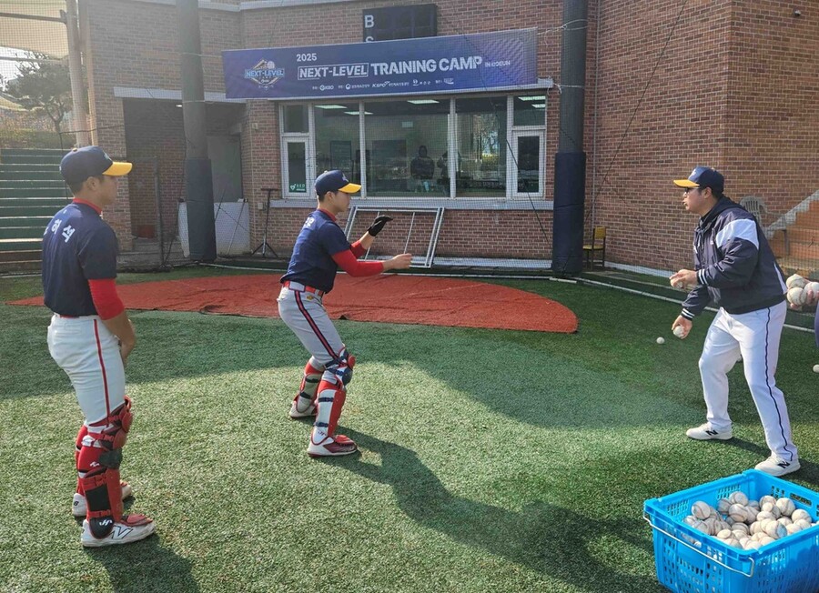 김한수 감독, 권오준·민병헌 코치 등 나선다…KBO 넥스트 레벨 트레이닝 캠프, 31일 막 올린다