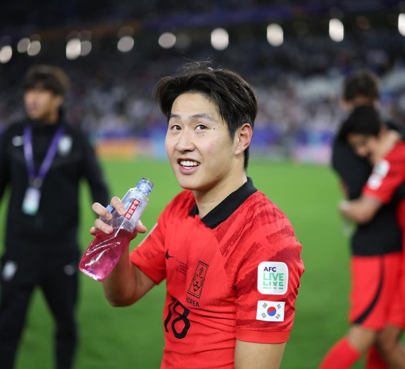 Here We Go는 없었다! 이강인 이적설 완전 종료→PSG 철벽 선언에 빅클럽들 백기...'1월 방출 제로’ 공식 가닥