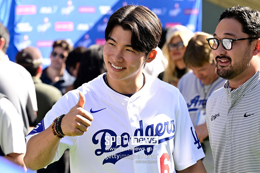 김혜성 스쿨어택하자 여학생들 ‘꺄악~’… 백업이 이런 호감도라니, 주전되면 난리나겠네