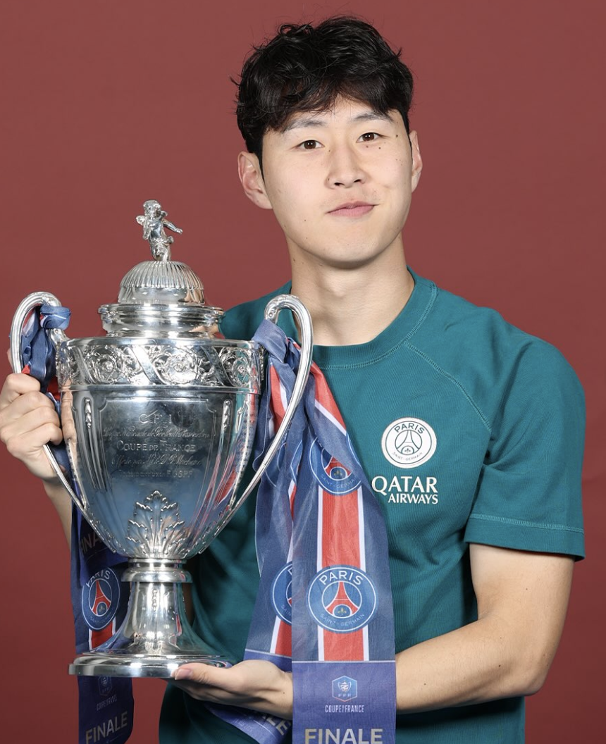 PSG, 이강인과 전격 재계약 추진