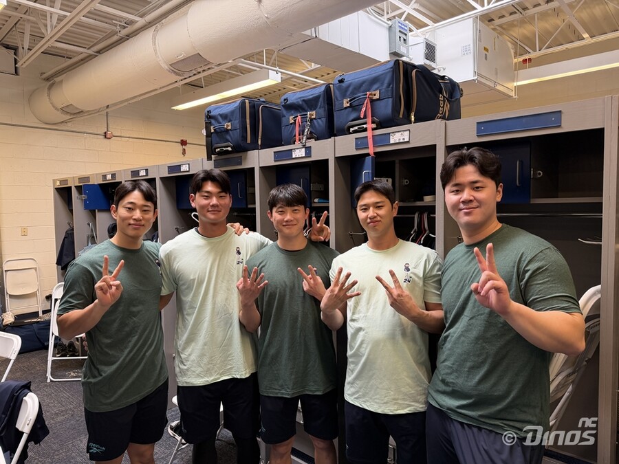 데이비슨 진짜 NC 사랑하네…연봉 깎고 돌아와 티셔츠 선물까지 "기뻐하니 뿌듯해"