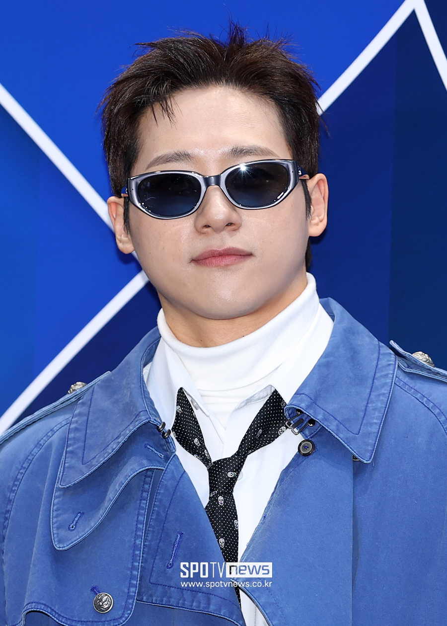 [포토S] B1A4 신우, '선글라스 반짝'