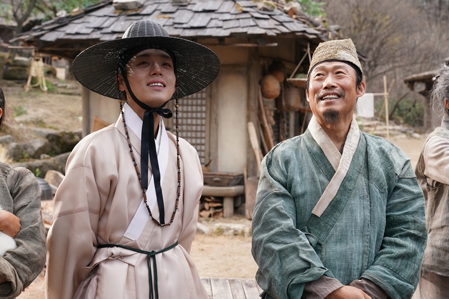 [Cine리뷰]'왕과 사는 남자' 캐릭터로 스포일러를 돌파하는 법