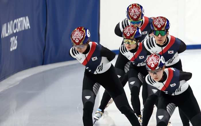 ▲ 2026 밀라노·코르티나담페초 동계올림픽 개막을 사흘 앞둔 3일(현지시간) 이탈리아 밀라노 아이스스케이팅 아레나에서 쇼트트랙 대표팀이 훈련을 하고 있다. ⓒ연합뉴스