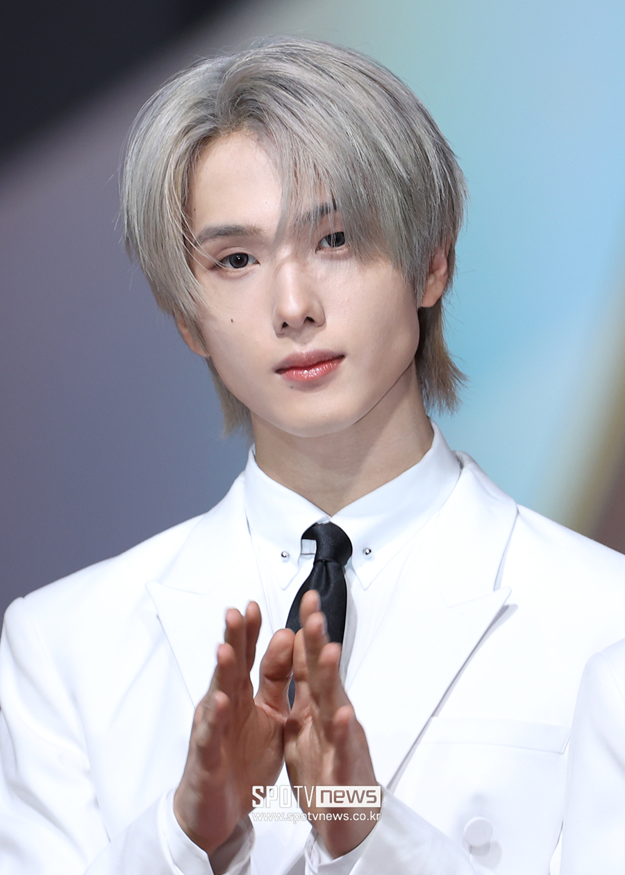 NCT 지성, 생일에 2억5천만원 기부…췌장암 연구 지원 "아픔 없는 삶 바란다"