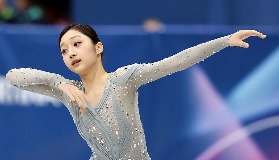 “뭐야, 아이돌이야?” 日 열도도 ‘김연아 키즈’에 홀딱 반했다… 신지아 실력+스타성, 슈퍼스타 탄생 서막인가