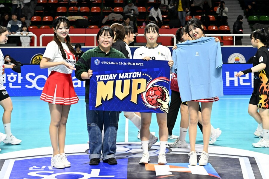 ▲ 경기 MVP SK슈가글라이더즈 윤예진 ⓒ 한국핸드볼연맹