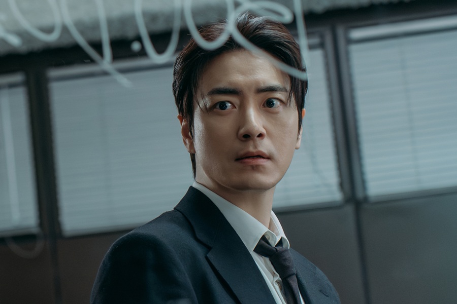 '레이디 두아' 이준혁 "배우로서 꼭 거쳐야 했던 배역, 도전적인 선택"