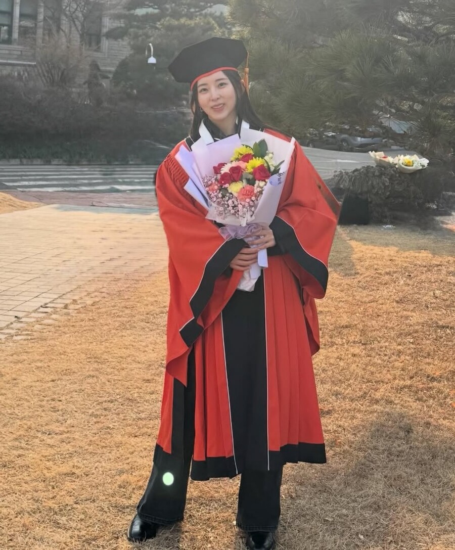 포미닛 출신 권소현, 10년 만에 대학교 졸업…학사모 쓰고 "엄마 소원 이뤄드려"