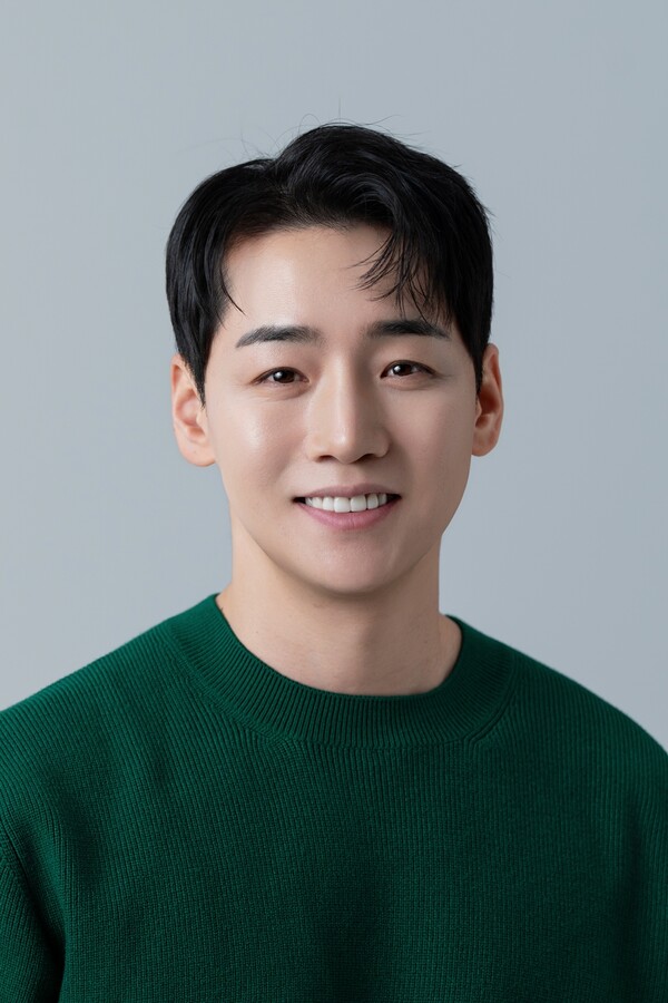박군, 3년만의 컴백에 기대감 고조…'땡잡았다' 두번째 콘셉트 사진 공개