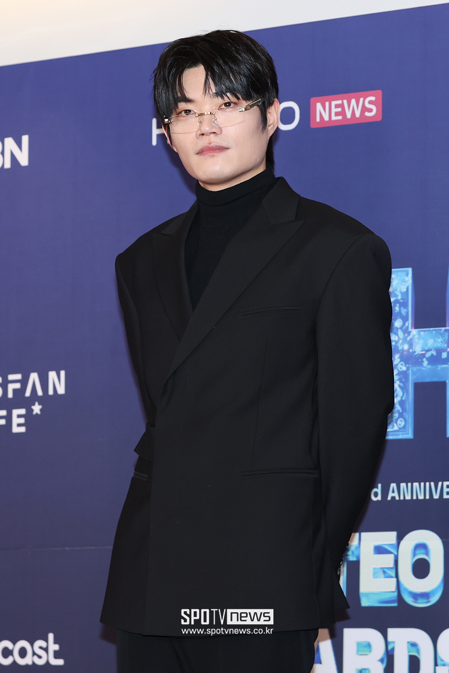 [포토S] 윙, '무테 안경이 찰떡'