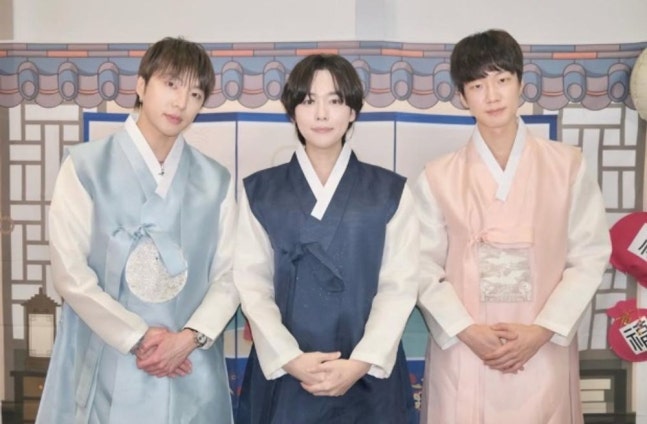 위너 3인, '부실 복무' 송민호-'탈퇴' 남태현 없이 새해인사..응원 쏟아지는 이유