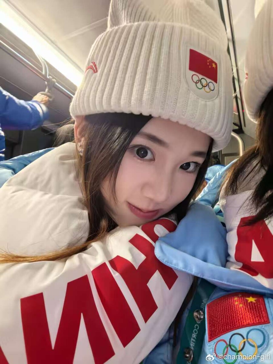'어리둥절' 中 쇼트트랙 미녀에 이런 미친 행운이? 하지만 대한민국의 벽은 넘을수 없었다