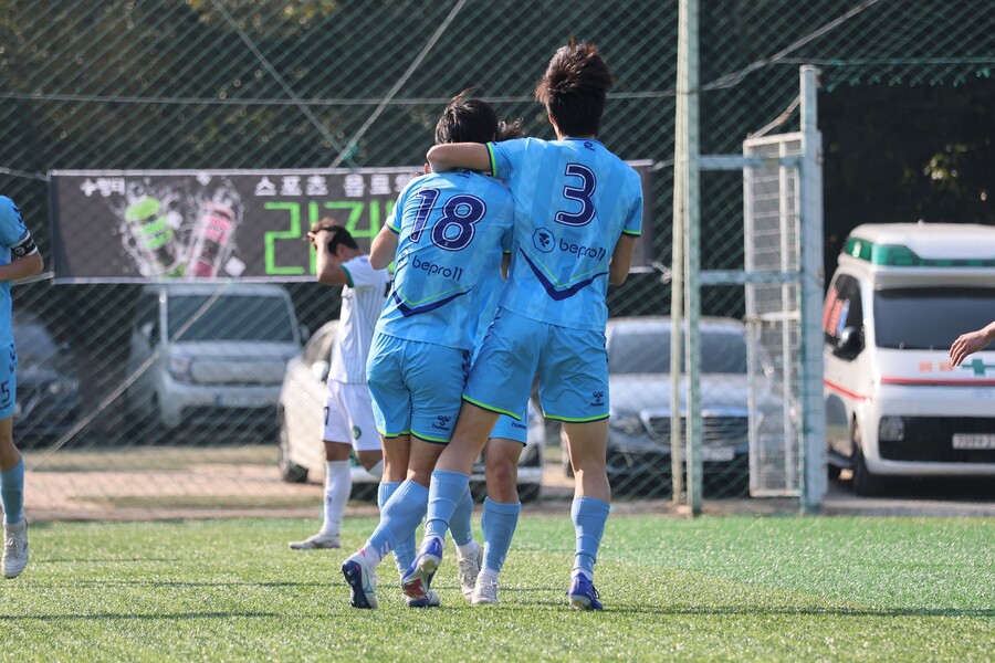▲ 선문대가 62회 춘계대학연맹전 4강에 진출했다. ⓒ한국대학축구연맹