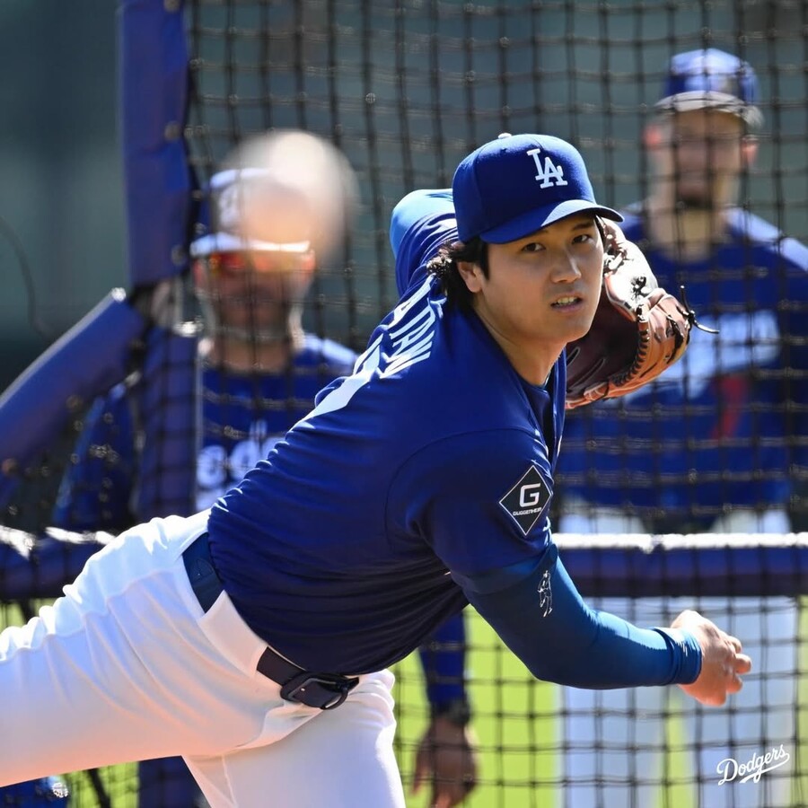 벌써 159km 찍었다! 오타니, 풀타임 이도류 준비 완료…日 WBC 합류 위해 24일 나고야로 이동