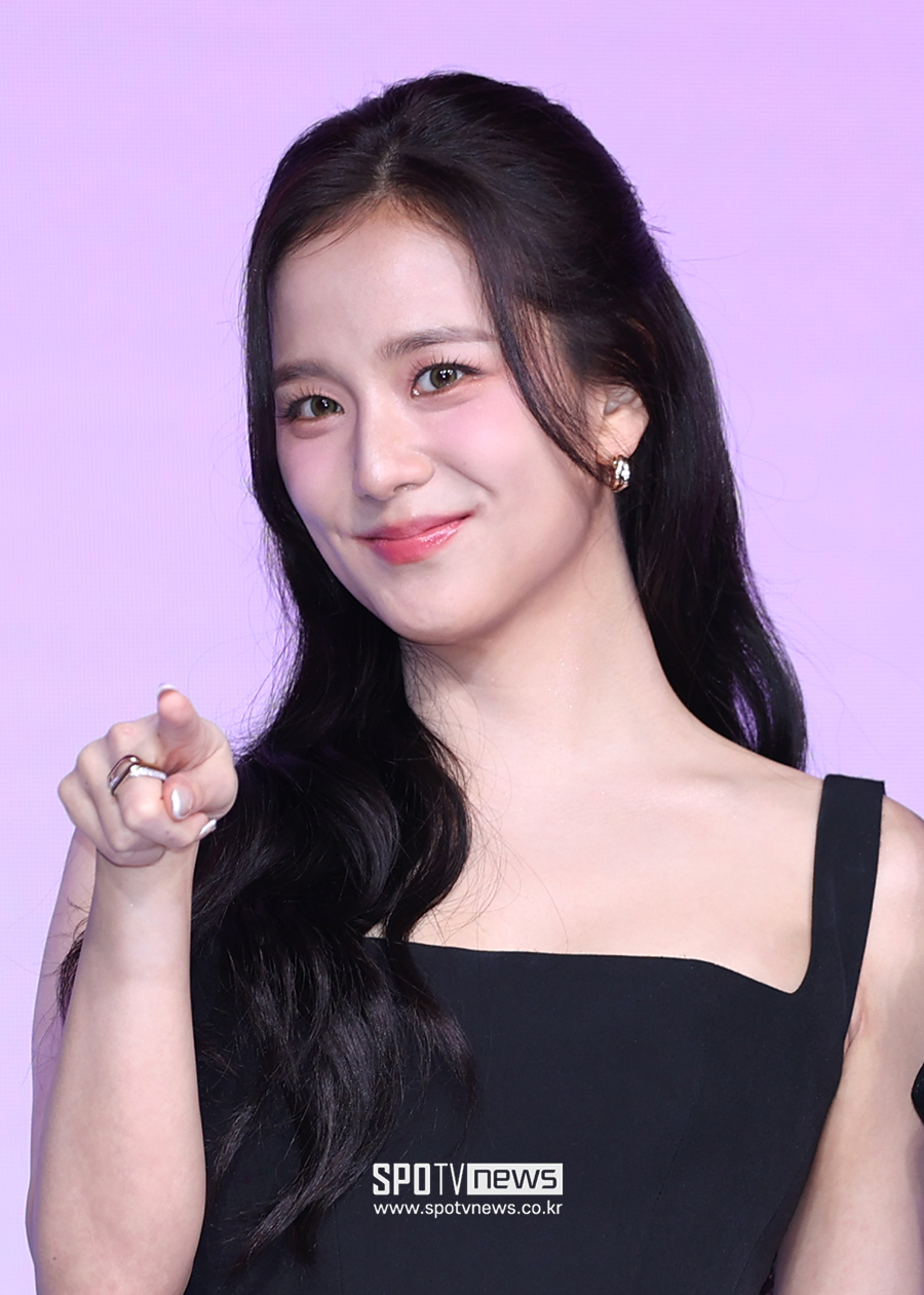 [포토S] 블랙핑크 지수, '월간남친 접속~'