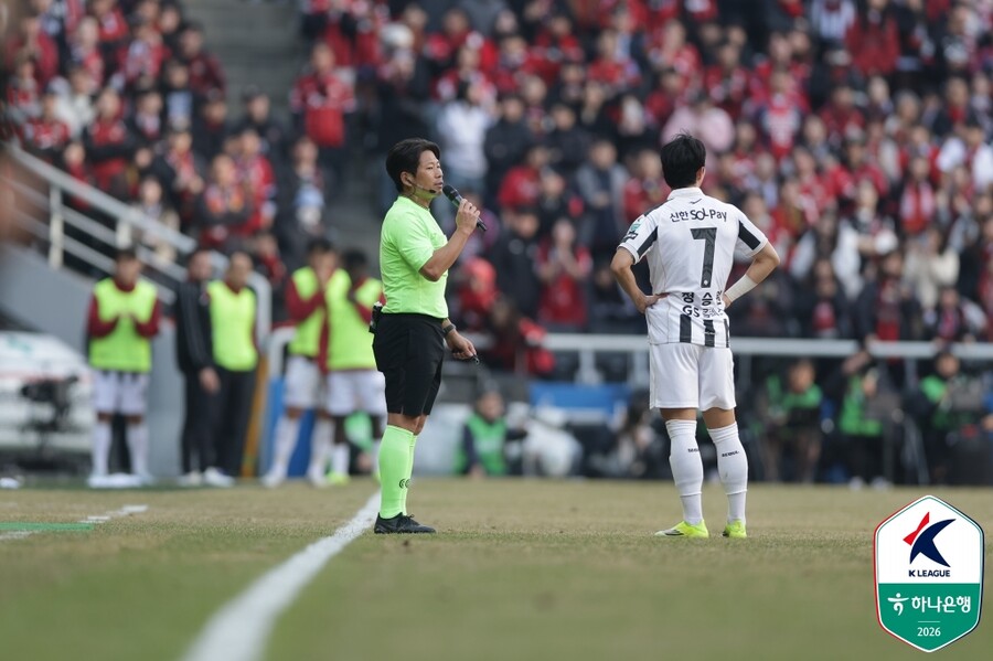 ▲ FC서울이 28일 오후 2시 인천축구전용경기장에서 펼쳐진 '하나은행 K리그1 2026' 개막전에서 인천 유나이티드를 2-1로 격파했다. 2024년 7월 이후 무려 581일 만에 펼쳐진 '경인더비'에서 승리하며 시즌 마수걸이 승리를 신고했다. 이날 승리로 서울은 상대 전적에서 12승 8무 11패로 우위를 점하게 됐다. ⓒ한국프로축구연맹