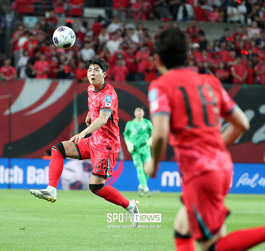 韓 축구 GOAT! 차붐 뒤이을 선수 나온다...풀백 빅리거 탄생 임박 → 설영우, 독일 프랑크푸르트 이적설 터졌다 "월드컵 이후 완전 영입"
