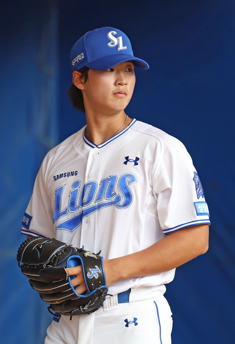 ▲ 이호성. 올해 삼성 라이온즈 필승조의 한 축을 맡을 것이라 예상됐던 투수 이호성이 스프링캠프 도중 오른쪽 팔꿈치에 이상을 느꼈다. 이호성은 지난 2월 26일 귀국해 이튿날인 27일 한국 병원 4곳에서 정밀 검진을 실시했다. 오른쪽 팔꿈치 내측인대 부상으로 수술이 필요하다는 소견이 나왔다. 올해 마운드에 설 수 없을 전망이다. ⓒ삼성 라이온즈