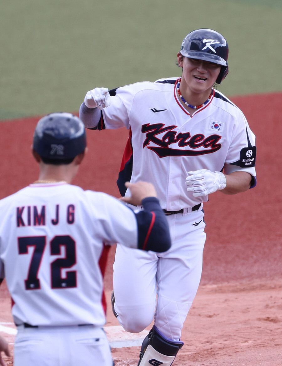 '40-40' 도전했던 그 김도영이 돌아왔다…WBC 최종 리허설서 동점 솔로포 작렬