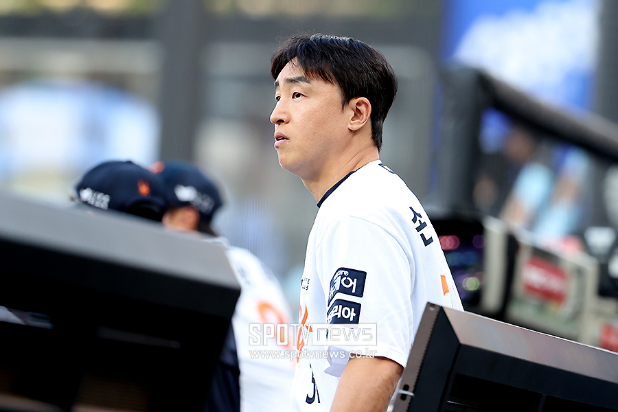 'KBO 최다 안타' 천하의 손아섭이 2군 1번타자라니…그래도 기회 온다, 김경문 감독 "손아섭, 시범경기 좌익수로"