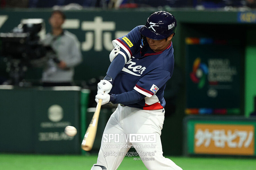 '문보경 또 홈런' LG 동료에 선제 투런포 작렬…한국 8강 기적 신호탄 터졌다