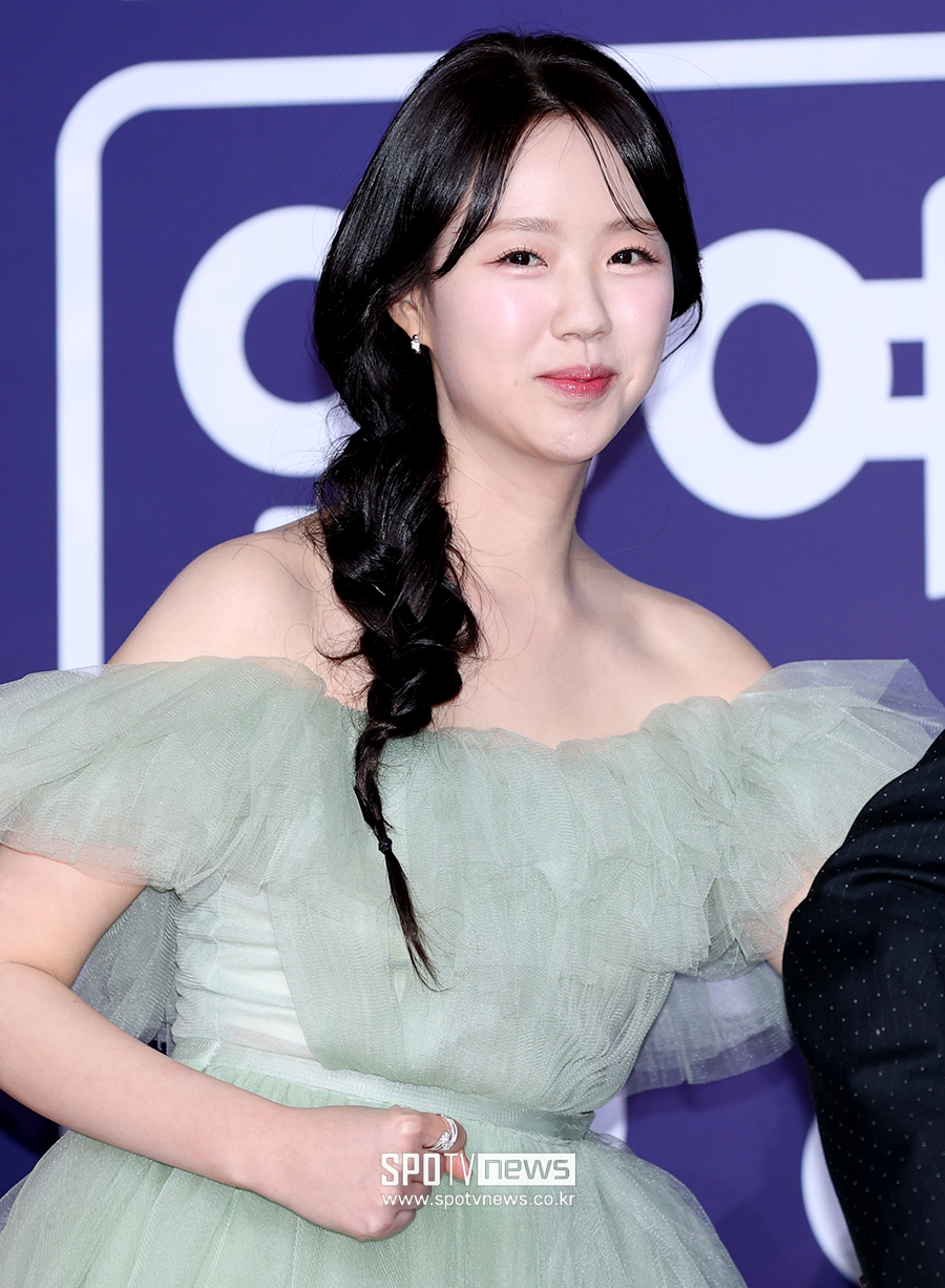 지예은, '4억 전세사기' 이수지에 재산 절반 선뜻…"먼저 빌려주겠다고"('아근진')