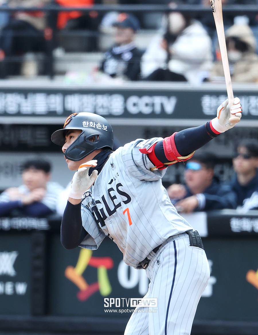 [포토S] 안타 날리는 심우준