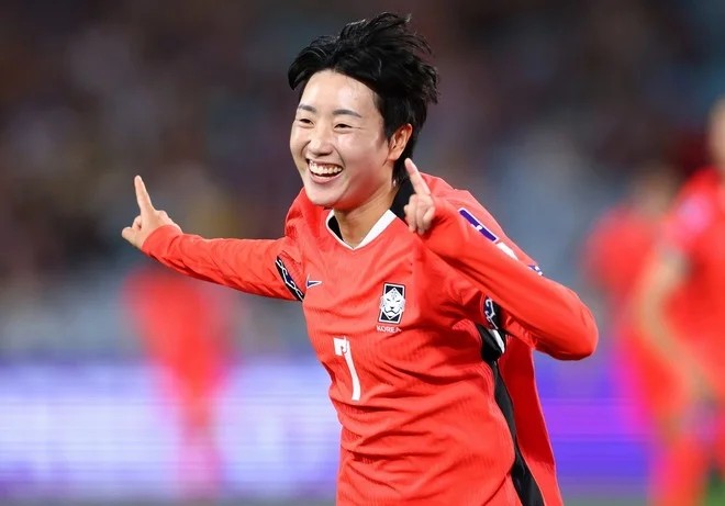 "가장 무서운 팀 한국" 日 언론 경계…韓 6-0 대승→월드컵 확정 "점유율 86% 압도적" 신상우호 '진짜 시험대' 오른다