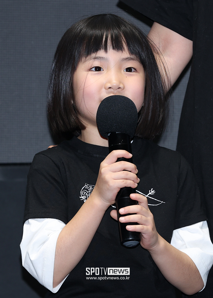 [포토S] 박지윤, '깜찍한 막동이'