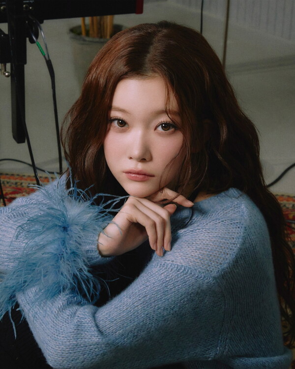 ▲ 4월 중 방송되는 채널A '하트시그널'에서 연예인 예측단으로 활약하는 츠키. 제공|미스틱스토리