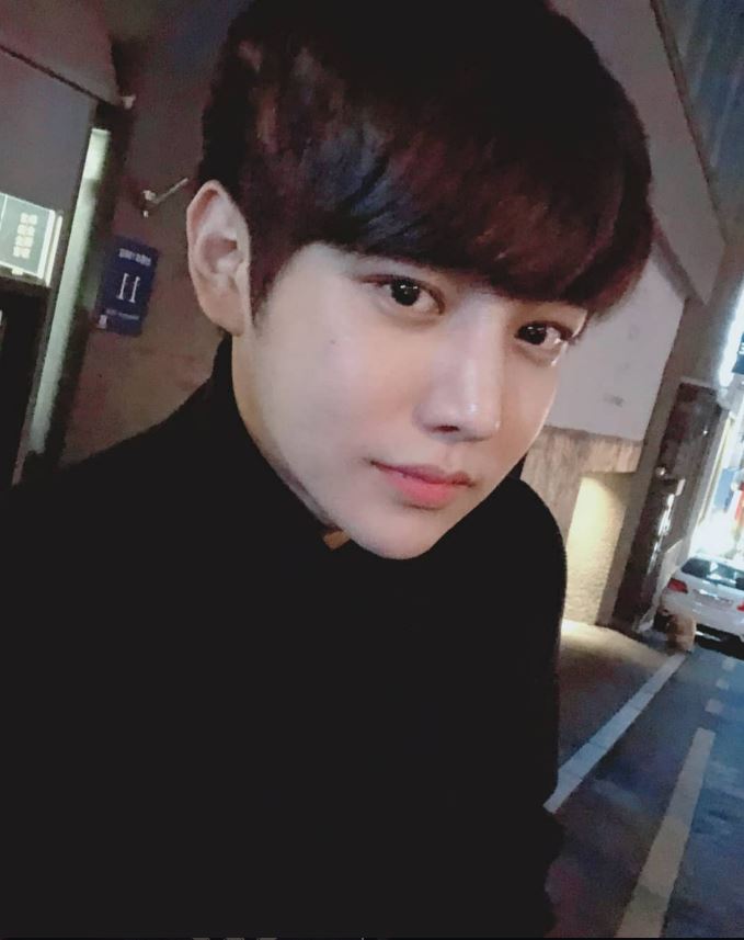 32살에 떠난 '얼짱시대' 故이치훈, 급성패혈증 사망 6주기…母까지 떠났다 '먹먹'