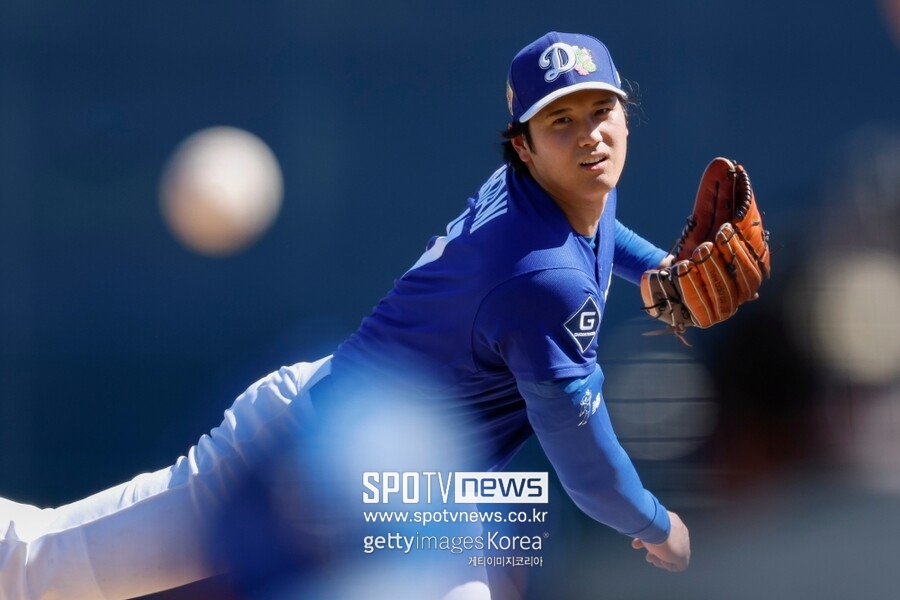 ▲ 오타니 쇼헤이가 올 시즌 첫 시범경기에서 샌프란시스코 자이언츠를 상대로 4⅓이닝 1피안타 3사사구 4탈삼진 무실점을 기록했다. 최고 구속은 99.9마일(약 160.8km)로 측정됐다.